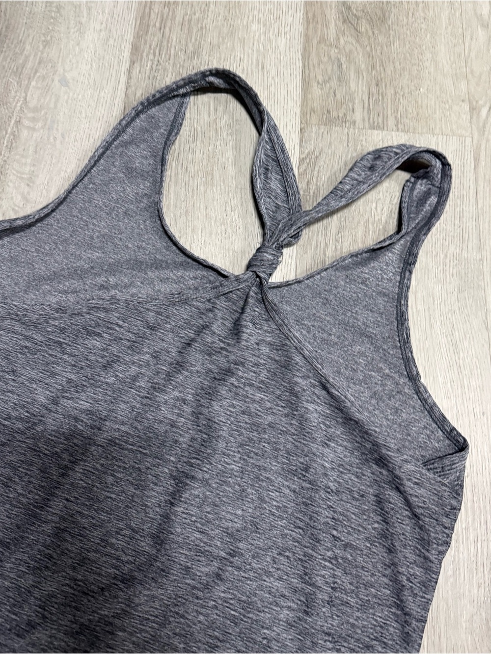 •TAPOUT• TANK TOP - Picture 4 of 5